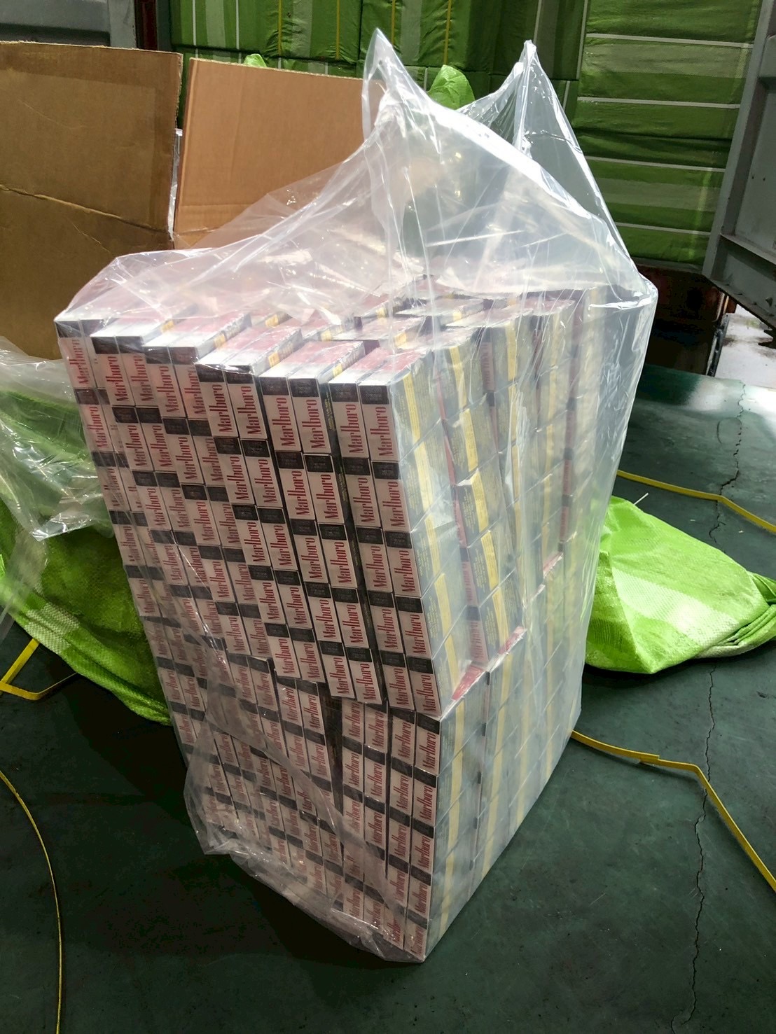 跨機關合作展成效 海關、海巡聯手查獲貨櫃走私香菸-1