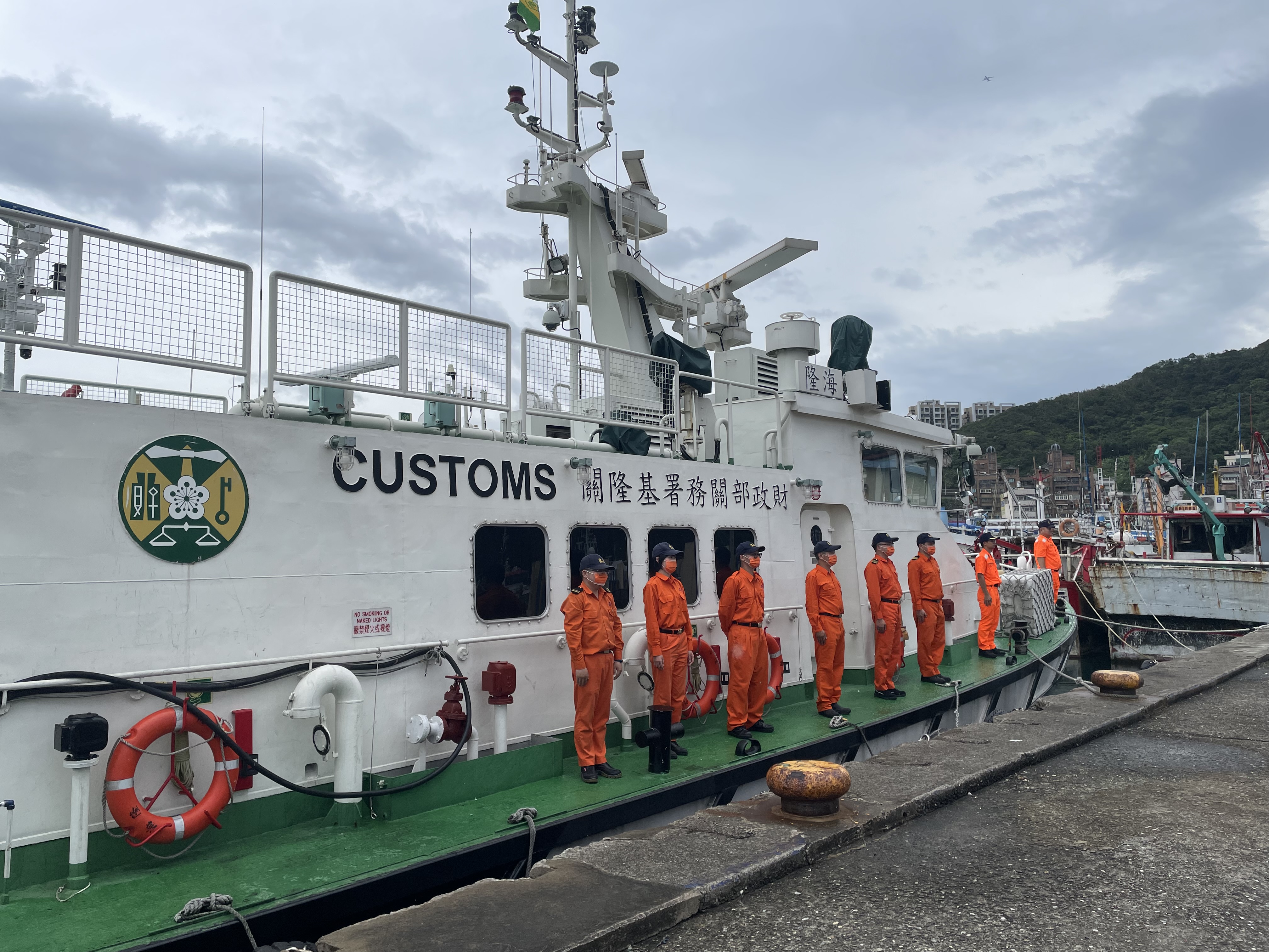 基隆關攜手海巡及憲警單位啟動「114年端節岸、海聯合威力掃蕩」全力防堵走私 民眾安心過節